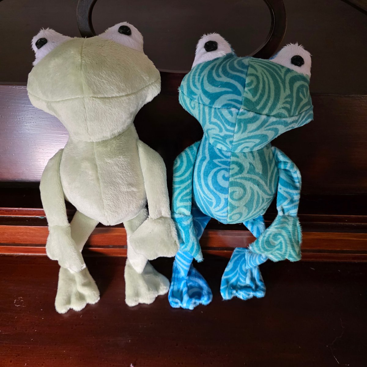 Frog Plushies 