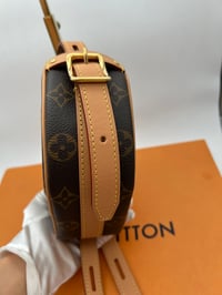 Image 4 of Louis Vuitton Boitè Chapeau Souple PM Monogram Crossbody Bag