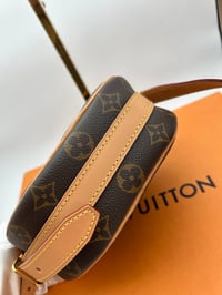 Image 6 of Louis Vuitton Boitè Chapeau Souple PM Monogram Crossbody Bag
