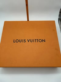 Image 17 of Louis Vuitton Boitè Chapeau Souple PM Monogram Crossbody Bag