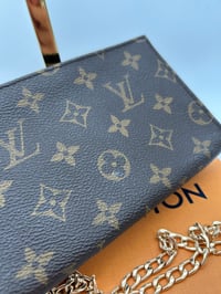 Image 3 of Louis Vuitton Pouch 17 with Chain