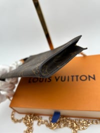 Image 10 of Louis Vuitton Pouch 17 with Chain