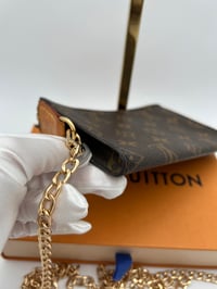Image 9 of Louis Vuitton Pouch 17 with Chain
