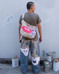 Image 2 of Bandolera divertida