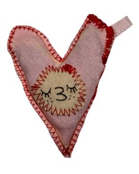 Image 1 of Random charm corazón