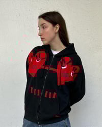 Image 2 of Sudadera negra corazones