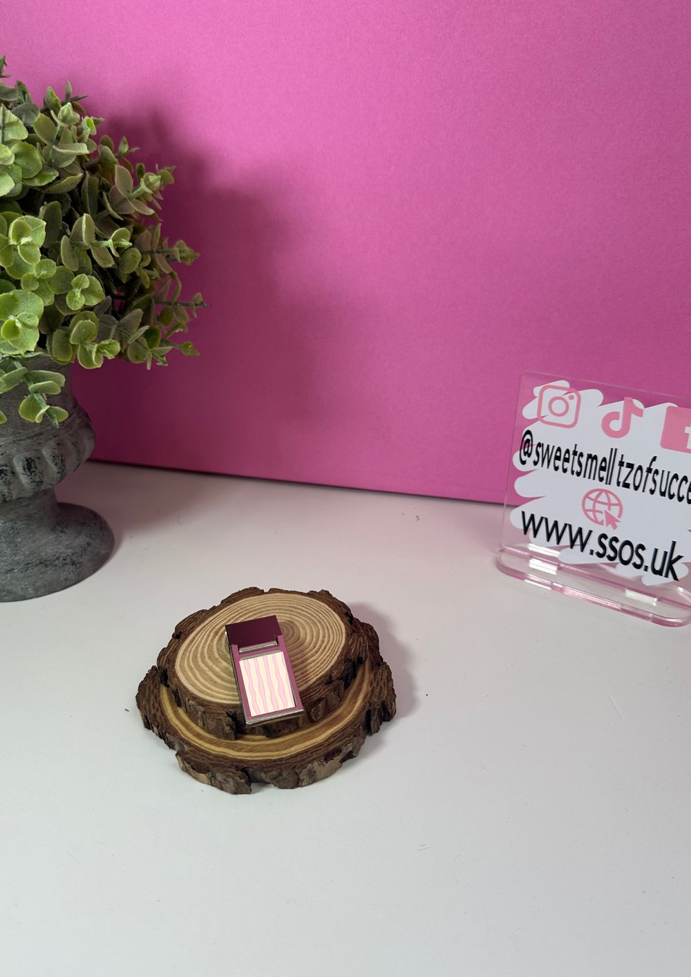 Image of 'Pink Lemonade' Money Clip 