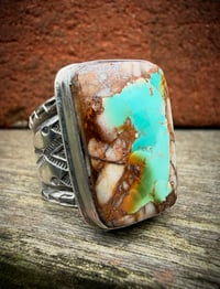 Image 2 of WL&A Handmade Heavy Ingot Three Arrowheads Gem Grade Royston Ring - Size 12