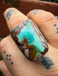 Image 5 of WL&A Handmade Heavy Ingot Three Arrowheads Gem Grade Royston Ring - Size 12