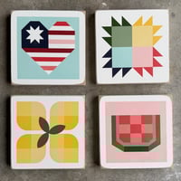 Image 3 of BEAR PAW  - Summer Season - 11" Wood Barn Quilt