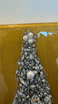 Image 4 of BROKEN GLASS CHRISTMAS TREE