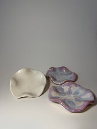 Image 1 of pearl trinket dish