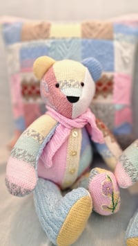 Image 14 of Standard Keepsake Bear