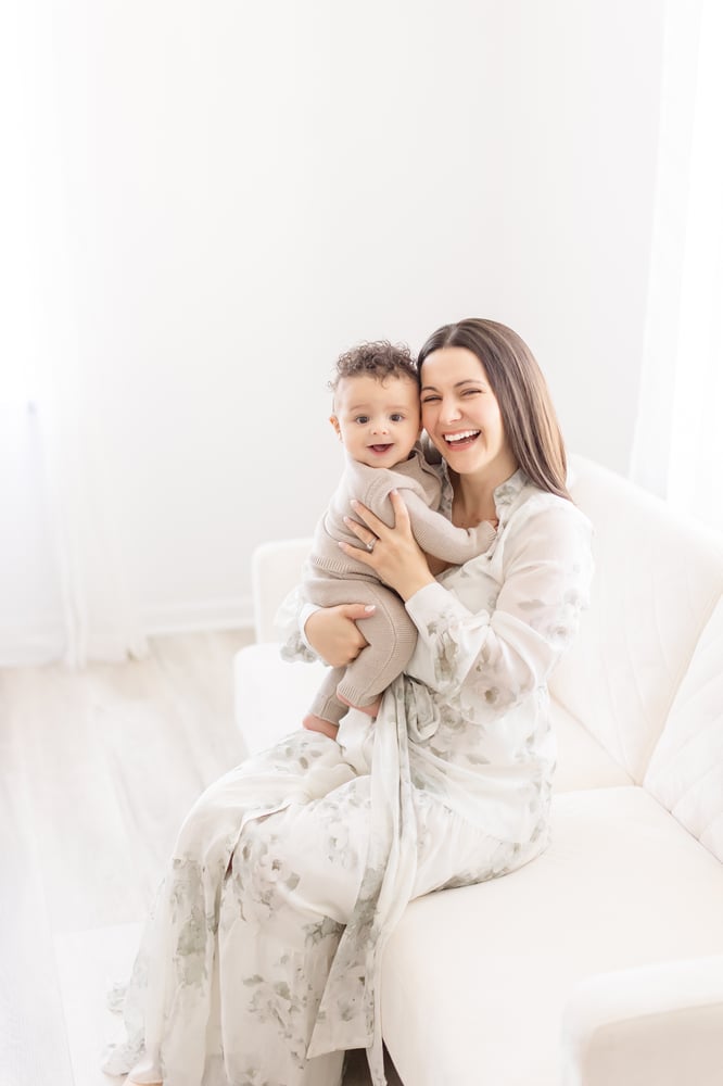 Image of Sprout Motherhood Heirloom Sessions