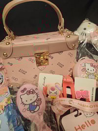 Image 3 of Hello Kitty Pink Handbag Bundle 