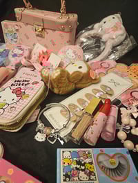 Image 4 of Hello Kitty Pink Handbag Bundle 