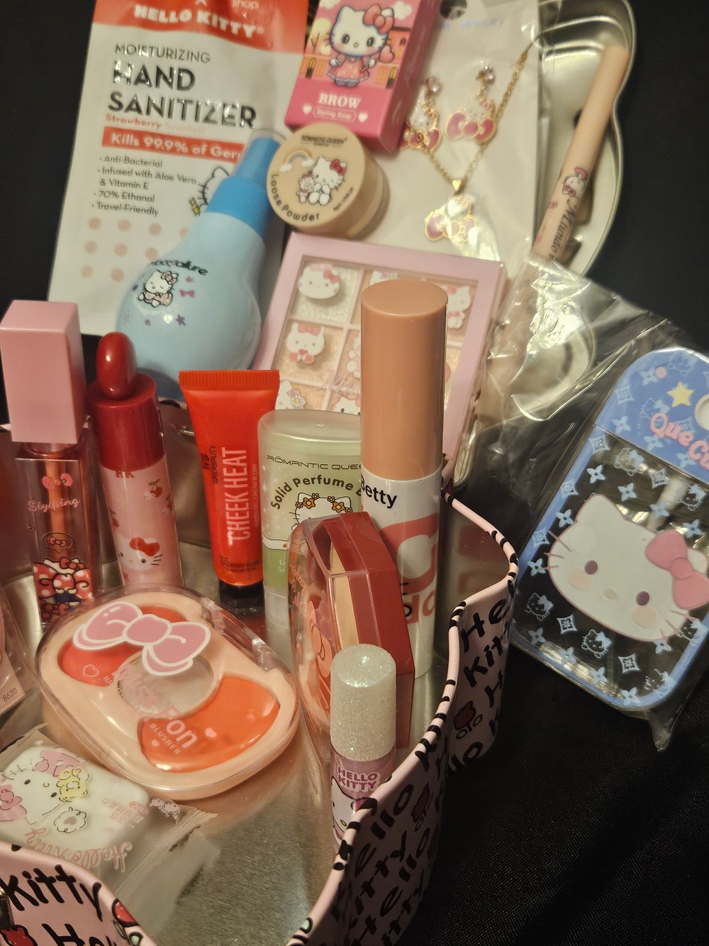 Image of Hello Kitty Tin Case Makeup Bag 