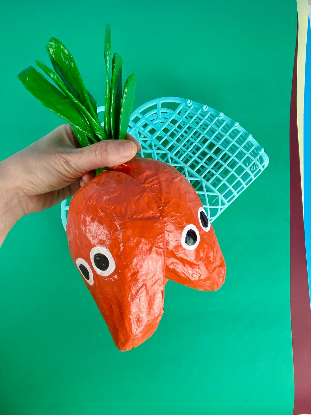 Image of  WALL MASK PAPER - CARROT