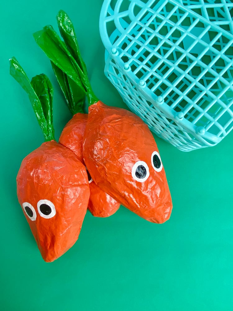 Image of  WALL MASK PAPER - CARROT