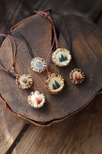 Image 1 of Collana Rosone di capriolo 