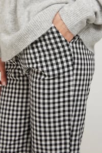 Image 4 of Pantalón Ditta Negro  