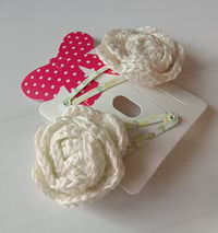 Image 3 of Antique Cream Hair Accessories Set