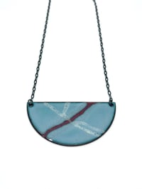 ENAMEL TEST Semi Circle Necklace