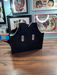 Image 2 of Miss glove box