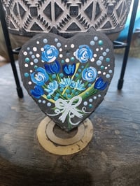 Image 3 of Bouquet medium slate heart
