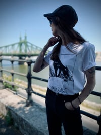 Image 2 of "Hagyd békén a szabadságot" póló - fehér