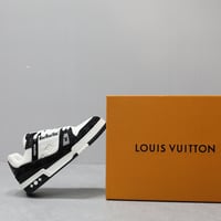 Image 3 of LOUIS VUITTON SNEAKERS SKATE