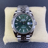 Image 1 of Rolex Datejust - Verde rigato acciaio