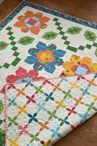 Image 8 of Daisy Chain Paper Pattern