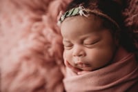 Image 15 of Newborn Simple Session