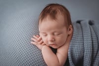 Image 8 of Newborn Simple Session