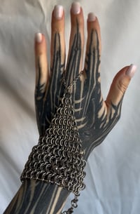 Image 2 of Daur Glove