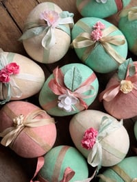 Image 5 of Victorian Inspired Easter Eggs (25 options)