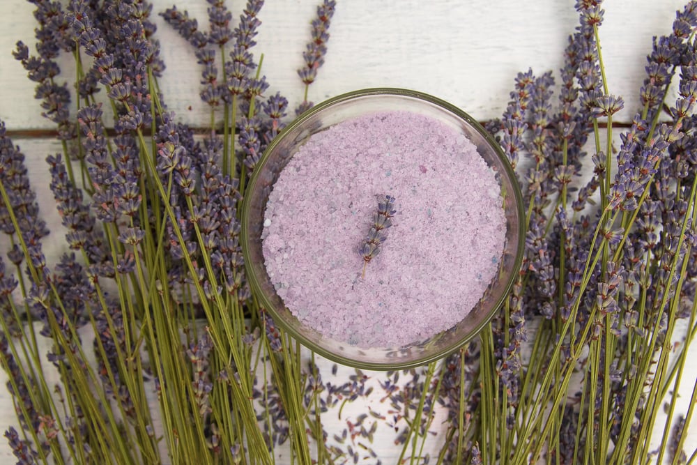 Image of E of H Lavender, Peppermint & White Sage Bath Bomb