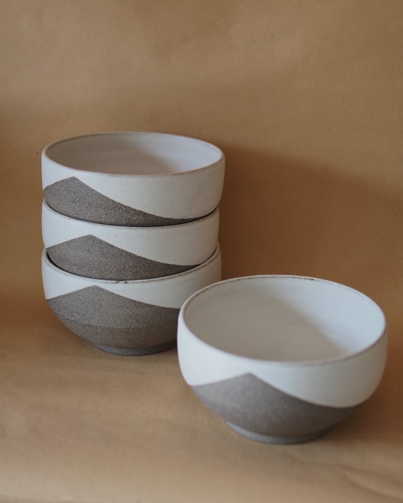 Image of Pre order dinner ware - Cereal bowl