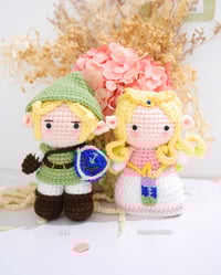 Image 2 of The Legend of Zelda Keychain