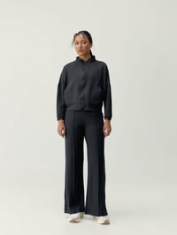 Image 4 of Pantalón Leila Negro