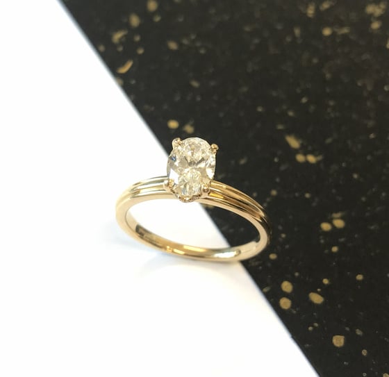 Image of Preloved Oval Solitaire Lab Diamond Ring