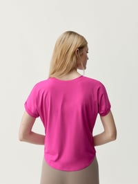 Image 2 of Camiseta Azami Fuxia