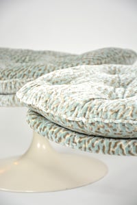 Image 7 of Reposes pieds / ottomans modèle F585 par Geoffrey D. Harcourt 