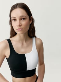 Image 3 of Top Kate Blanco/Negro