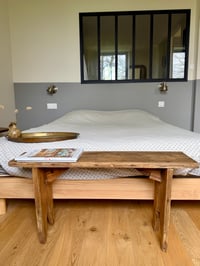 Image 2 of Bout de lit - meuble brocante 