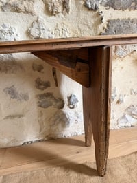 Image 9 of Bout de lit - meuble brocante 