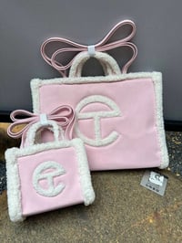 Image 2 of Artic Pink Set