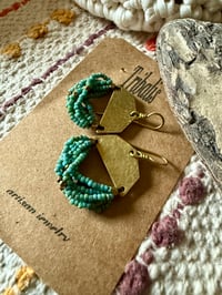 Image 10 of Beaded brass earrings in blue  . n7