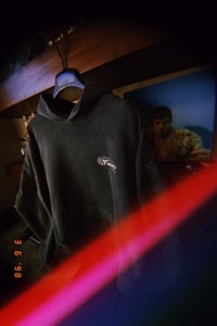 Image 2 of CAFE FRIEREN - VINTAGE BLACK HOODIE / PUMP COVER 